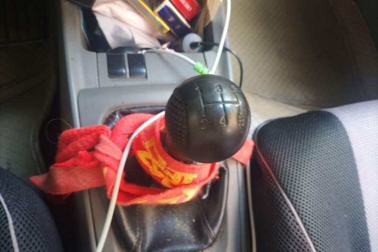 Used Chevrolet Sail 2010 Sedan 1.2L Manual Warm Edition Gear Lever