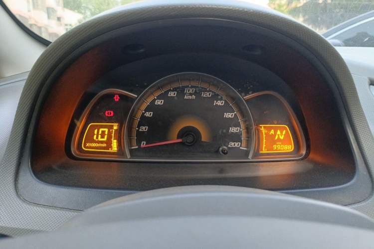 Used Chevrolet Sail 2010 Hatchback 1.4L AMT Elite Edition Instrument Cluster