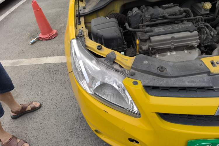 Used Chevrolet Sail 2010 Hatchback 1.2L AMT Ideal Edition Right Front Headlight