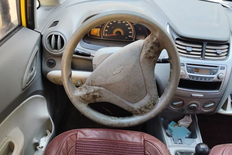Used Chevrolet Sail 2010 Hatchback 1.2L Manual Warm Edition Steering Wheel