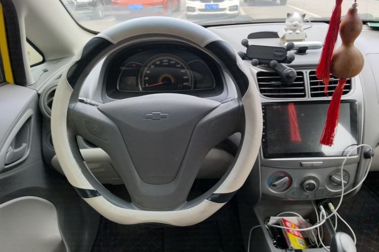 Used Chevrolet Sail 2010 Hatchback 1.2L AMT Ideal Edition Steering Wheel
