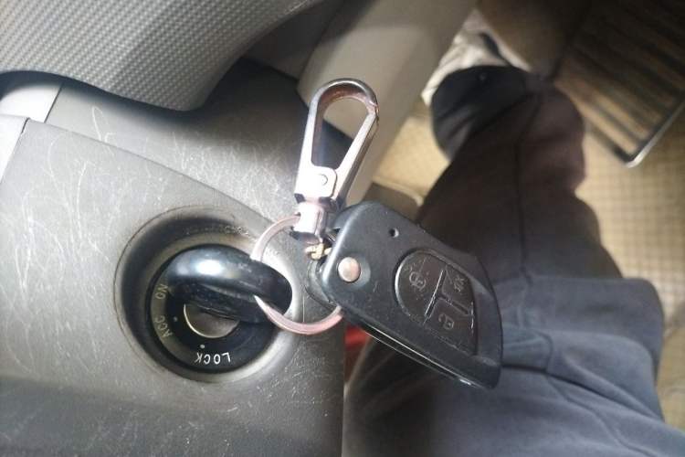 Used Chevrolet Sail 2010 Sedan 1.2L Manual Warm Edition Vehicle Key