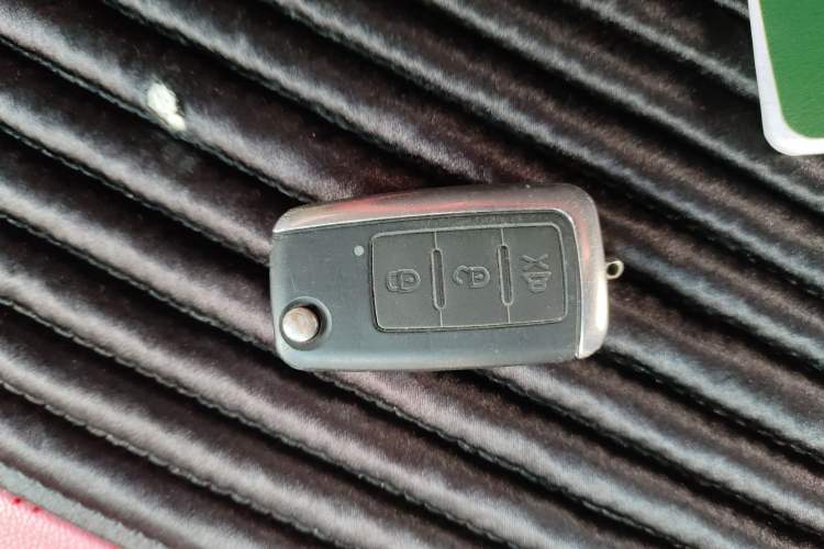 Used Chevrolet Sail 2010 Sedan 1.2L Manual Fashion Edition Vehicle Key