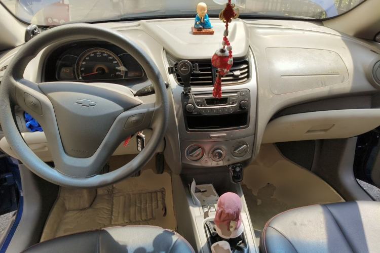 Used Chevrolet Sail 2011 Sedan 1.4L Manual Happiness Edition Center Console