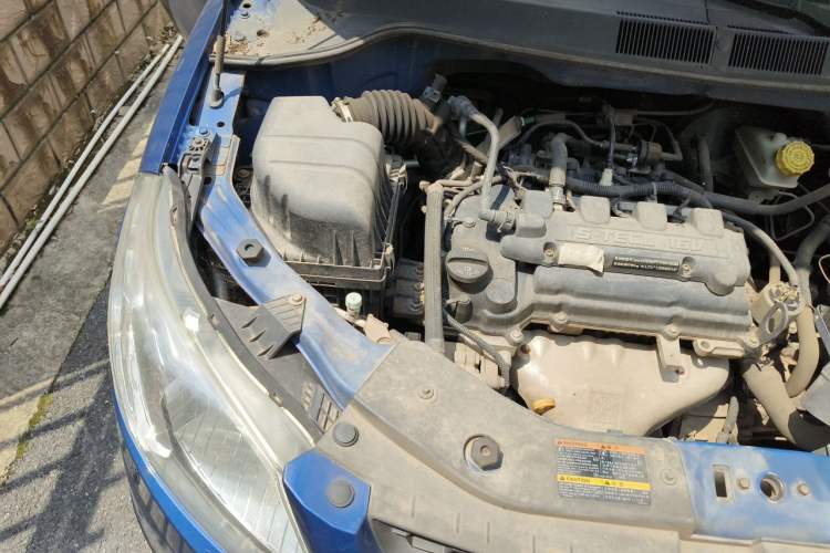 Used Chevrolet Sail 2011 Sedan 1.4L Manual Happiness Edition Engine Bay Right