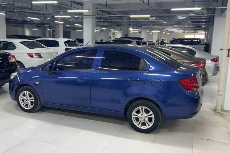 Used Chevrolet Sail 2011 Sedan 1.4L AMT Happiness Edition Exterior 5