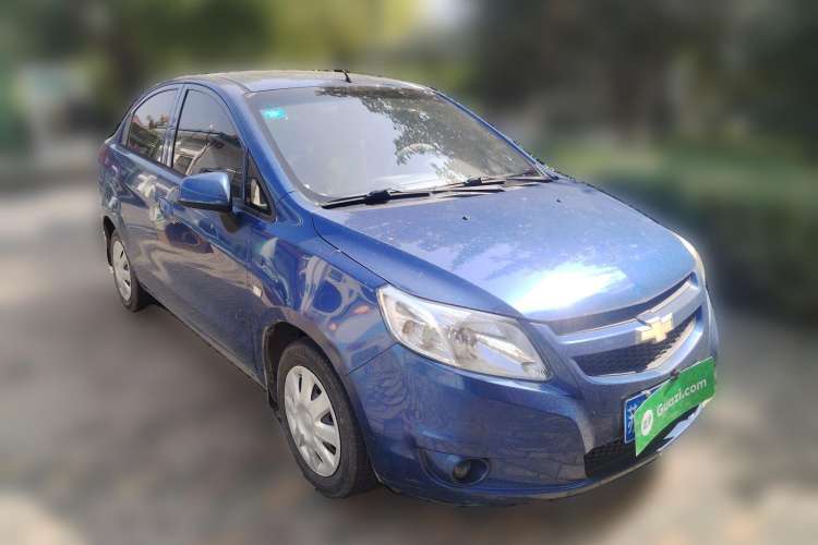 Used Chevrolet Sail 2011 Sedan 1.4L AMT Happiness Edition Front Right 45 Deg