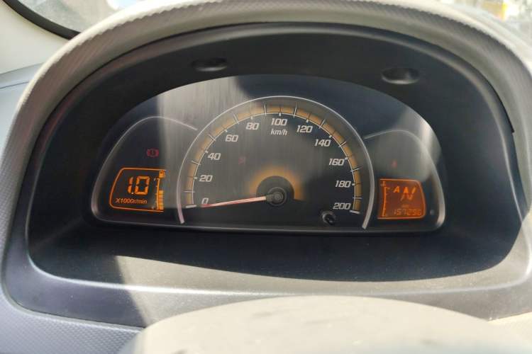 Used Chevrolet Sail 2011 Sedan 1.4L AMT Happiness Edition Instrument Cluster
