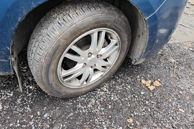 Used Chevrolet Sail 2011 Sedan 1.4L Manual Happiness Edition Right Front Wheel Hub