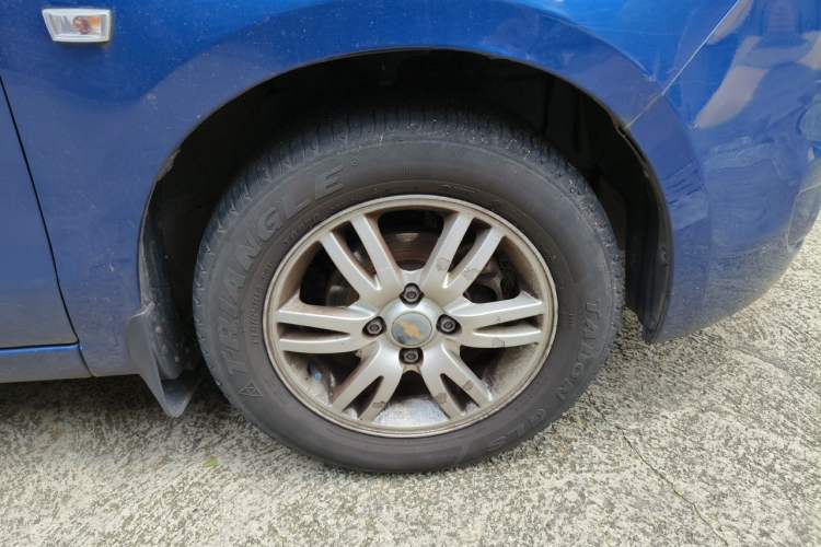 Used Chevrolet Sail 2011 Sedan 1.4L Manual Happiness Edition Right Front Wheel Hub
