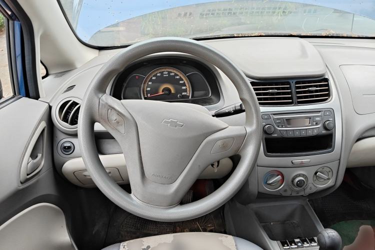 Used Chevrolet Sail 2011 Sedan 1.4L Manual Happiness Edition Steering Wheel