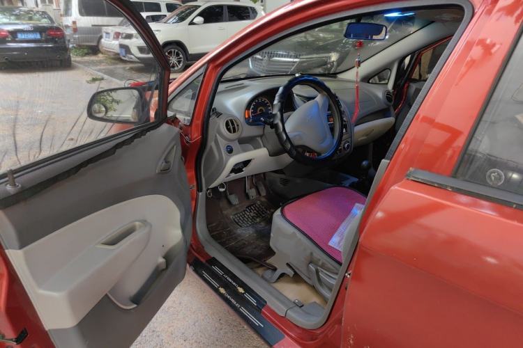 Used Chevrolet Sail 2011 Sedan 1.4L Manual Happiness Edition Driver Seat