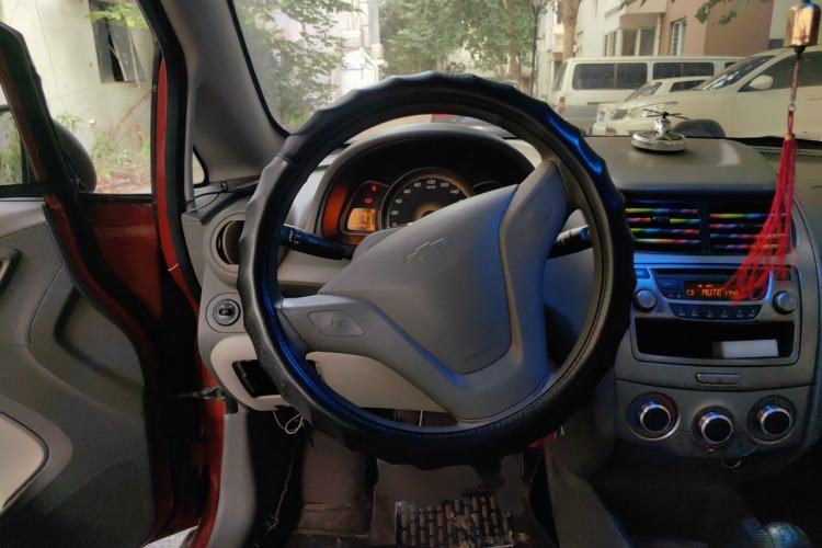 Used Chevrolet Sail 2011 Sedan 1.4L Manual Happiness Edition Steering Wheel