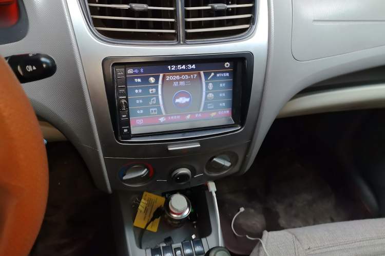 Used Chevrolet Sail 2011 Sedan 1.4L AMT Happiness Edition Audio And AC Panel