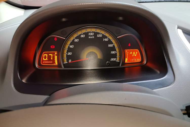 Used Chevrolet Sail 2011 Sedan 1.4L AMT Happiness Edition Instrument Cluster