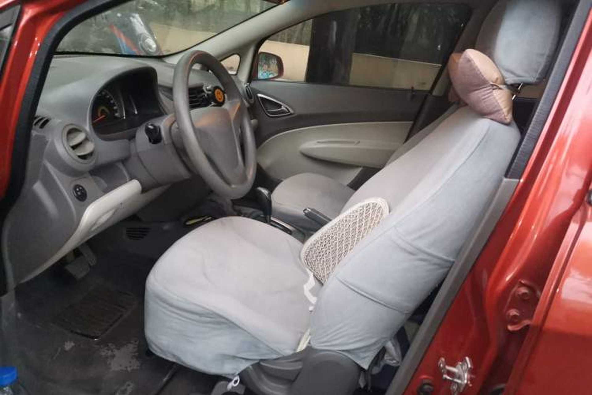 Used Chevrolet Sail 2011 Sedan 1.4L AMT Happiness Edition Left Front Seat