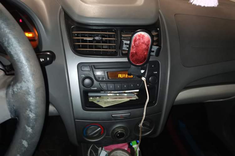 Used Chevrolet Sail 2011 Sedan 1.4L Manual Happiness Edition Audio And AC Panel