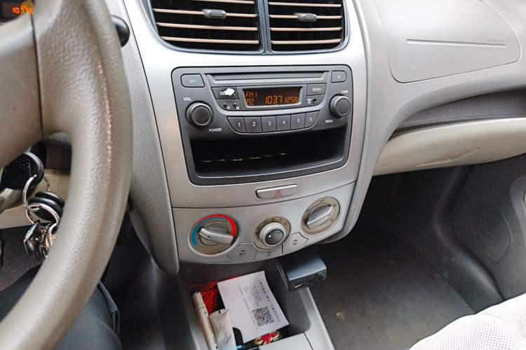 Used Chevrolet Sail 2011 Sedan 1.4L Manual Happiness Edition Audio And AC Panel