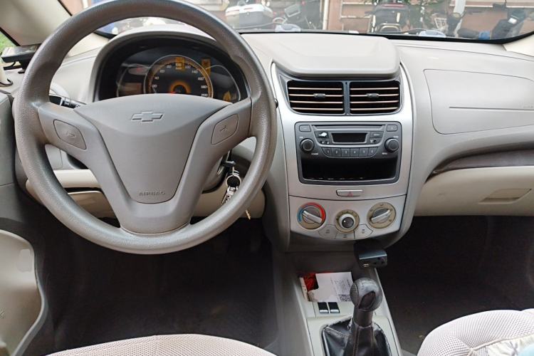 Used Chevrolet Sail 2011 Sedan 1.4L Manual Happiness Edition Center Console