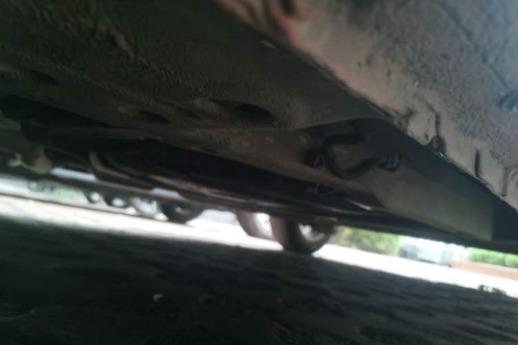 Used Chevrolet Sail 2011 Sedan 1.4L Manual Happiness Edition Chassis Front Left