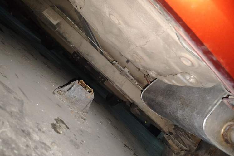 Used Chevrolet Sail 2011 Hatchback 1.4L AMT Happiness Edition Chassis Rear