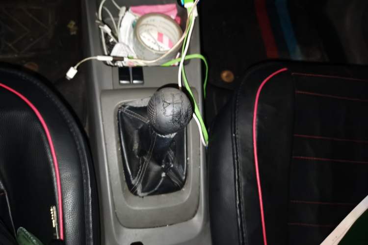Used Chevrolet Sail 2011 Sedan 1.4L Manual Happiness Edition Gear Lever