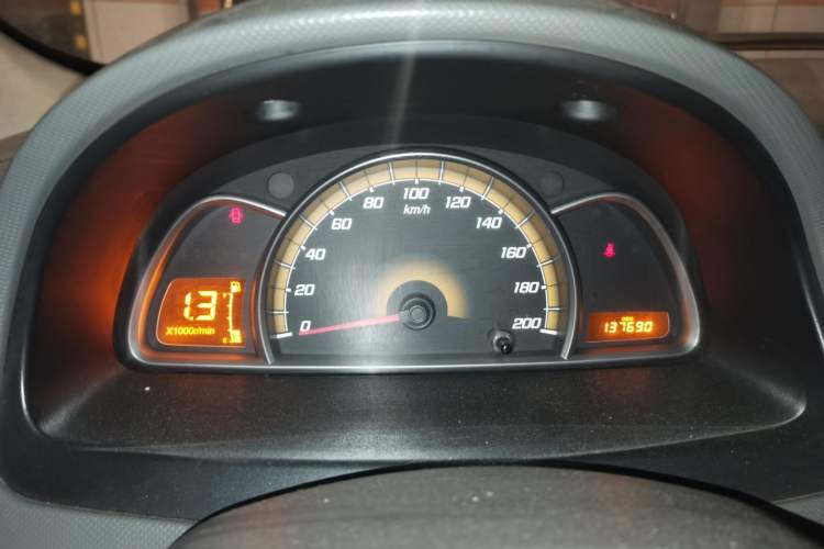 Used Chevrolet Sail 2011 Sedan 1.4L Manual Happiness Edition Instrument Cluster