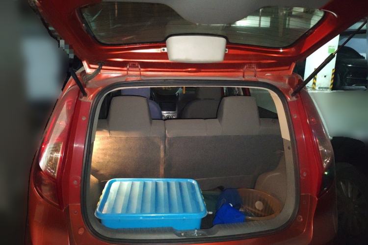 Used Chevrolet Sail 2011 Hatchback 1.4L AMT Happiness Edition Trunk