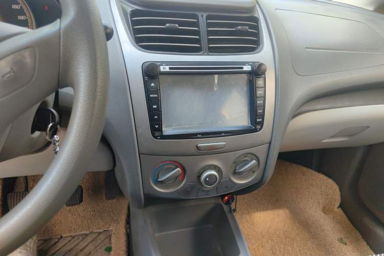 Used Chevrolet Sail 2011 Sedan 1.4L Manual Happiness Edition Audio And AC Panel
