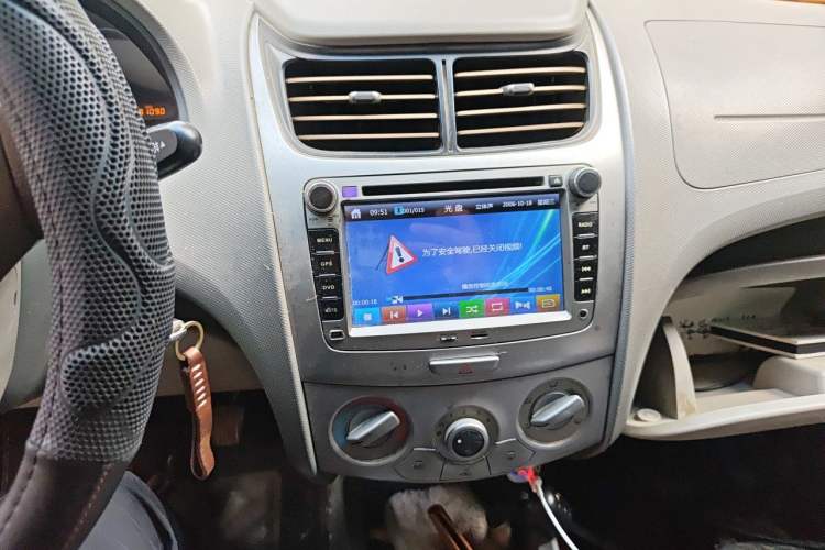 Used Chevrolet Sail 2011 Sedan 1.4L Manual Happiness Edition Audio And AC Panel