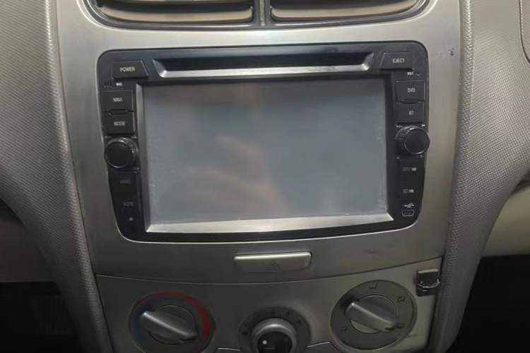 Used Chevrolet Sail 2011 Sedan 1.4L AMT Happiness Edition Audio And AC Panel