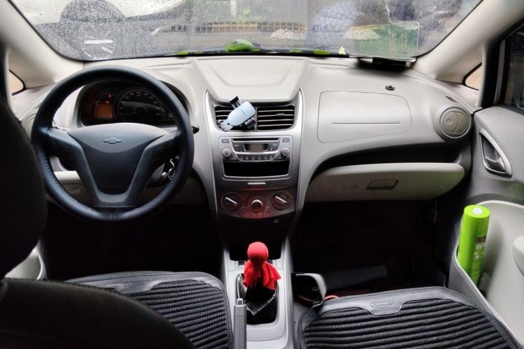 Used Chevrolet Sail 2011 Sedan 1.4L Manual Happiness Edition Center Console