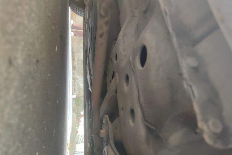 Used Chevrolet Sail 2011 Sedan 1.4L Manual Happiness Edition Chassis Front Right