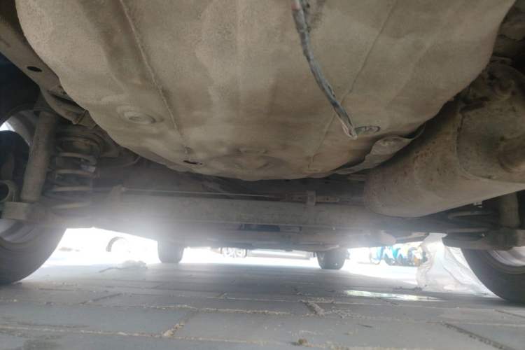 Used Chevrolet Sail 2011 Sedan 1.4L AMT Happiness Edition Chassis Rear