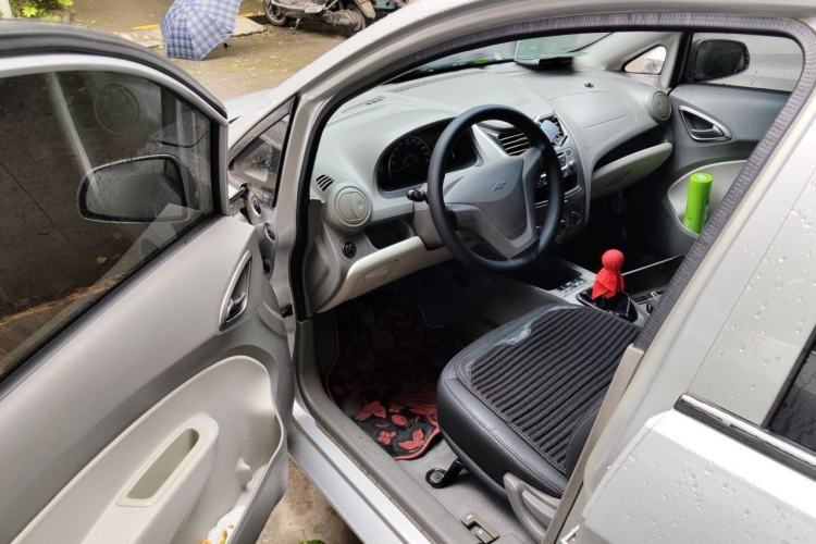 Used Chevrolet Sail 2011 Sedan 1.4L Manual Happiness Edition Driver Seat