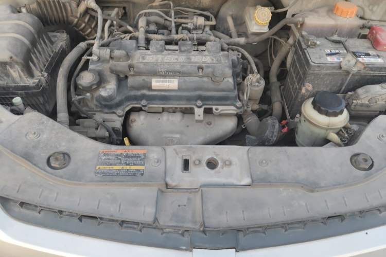 Used Chevrolet Sail 2011 Sedan 1.4L Manual Happiness Edition Engine Bay