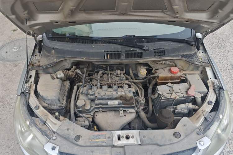 Used Chevrolet Sail 2011 Sedan 1.4L Manual Happiness Edition Engine Bay