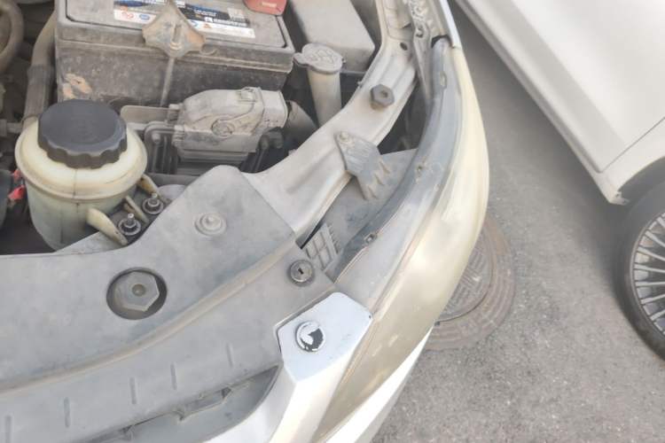 Used Chevrolet Sail 2011 Sedan 1.4L Manual Happiness Edition Engine Bay Left