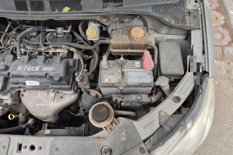 Used Chevrolet Sail 2011 Sedan 1.4L Manual Happiness Edition Engine Bay Left