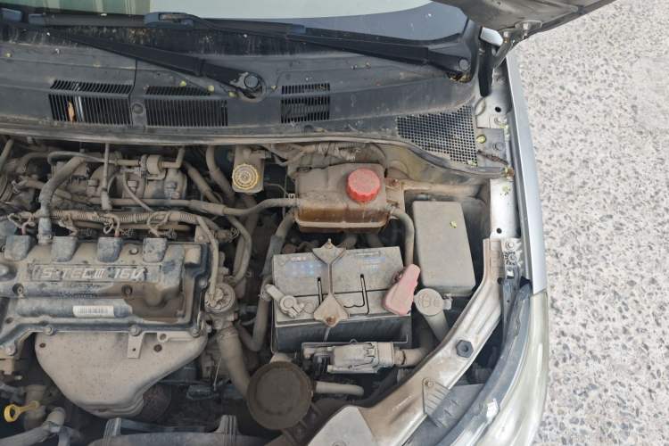 Used Chevrolet Sail 2011 Sedan 1.4L Manual Happiness Edition Engine Bay Left