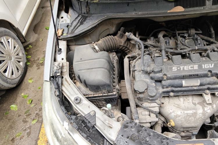 Used Chevrolet Sail 2011 Sedan 1.4L Manual Happiness Edition Engine Bay Right