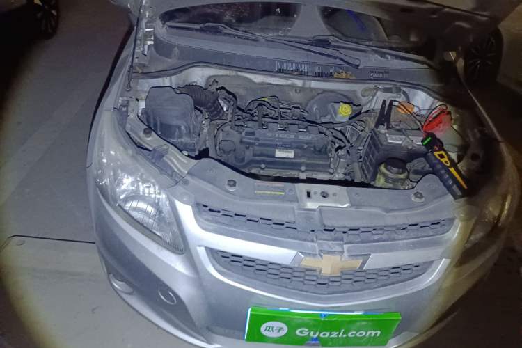 Used Chevrolet Sail 2011 Sedan 1.4L AMT Happiness Edition Engine Bay Right