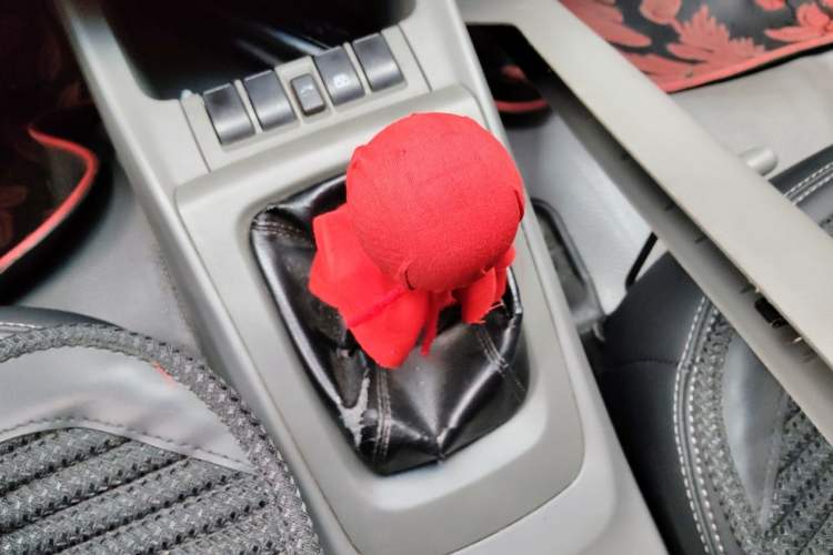 Used Chevrolet Sail 2011 Sedan 1.4L Manual Happiness Edition Gear Lever