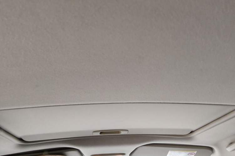 Used Chevrolet Sail 2011 Sedan 1.4L Manual Happiness Edition Headliner