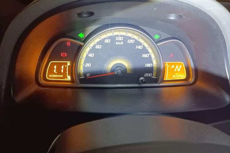 Used Chevrolet Sail 2011 Sedan 1.4L AMT Happiness Edition Instrument Cluster