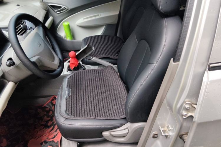 Used Chevrolet Sail 2011 Sedan 1.4L Manual Happiness Edition Left Front Seat