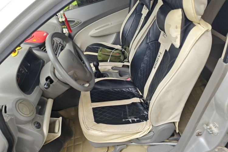 Used Chevrolet Sail 2011 Sedan 1.4L Manual Happiness Edition Left Front Seat