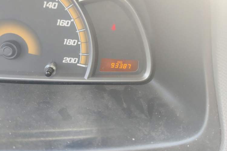 Used Chevrolet Sail 2011 Sedan 1.4L Manual Happiness Edition Odometer Close Up