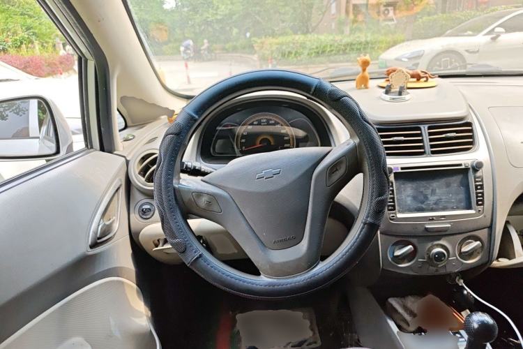 Used Chevrolet Sail 2011 Sedan 1.4L Manual Happiness Edition Steering Wheel