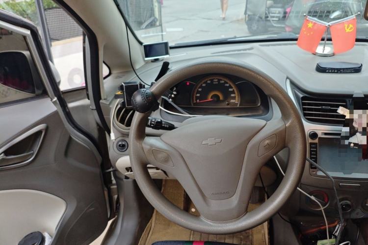 Used Chevrolet Sail 2011 Sedan 1.4L Manual Happiness Edition Steering Wheel